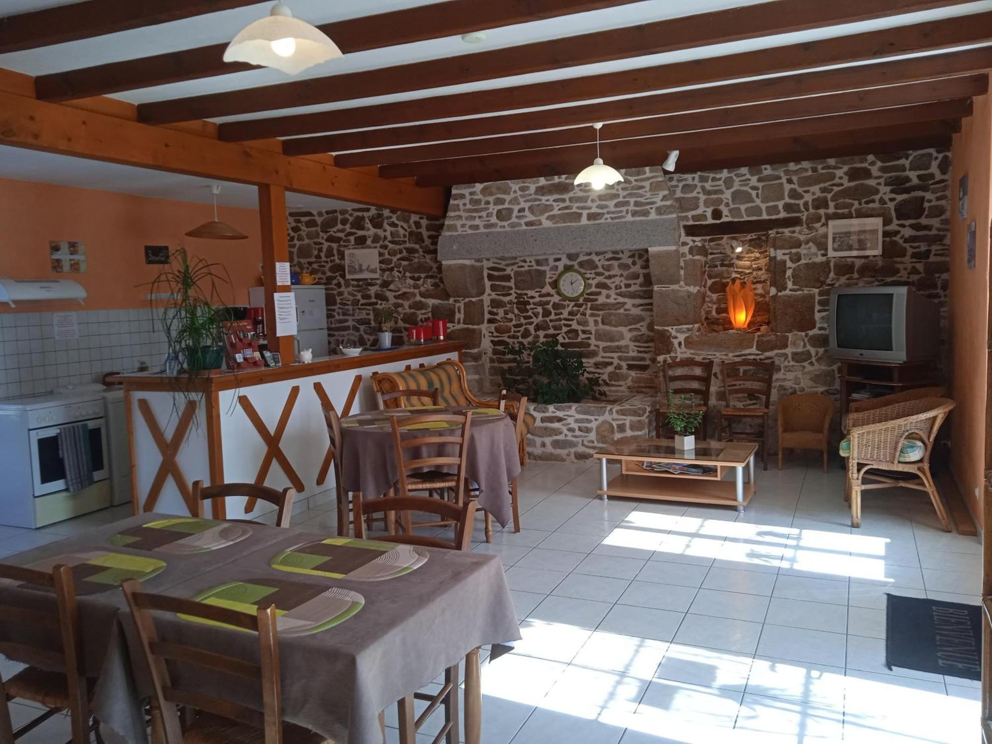 Chambres D'Hotes Le Petit Angle Saint-Broladre Екстериор снимка