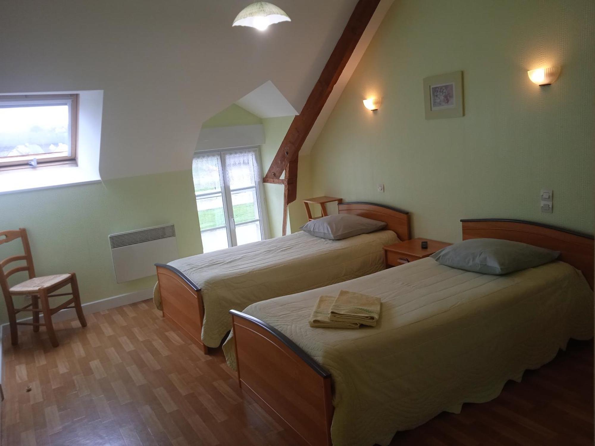 Chambres D'Hotes Le Petit Angle Saint-Broladre Екстериор снимка